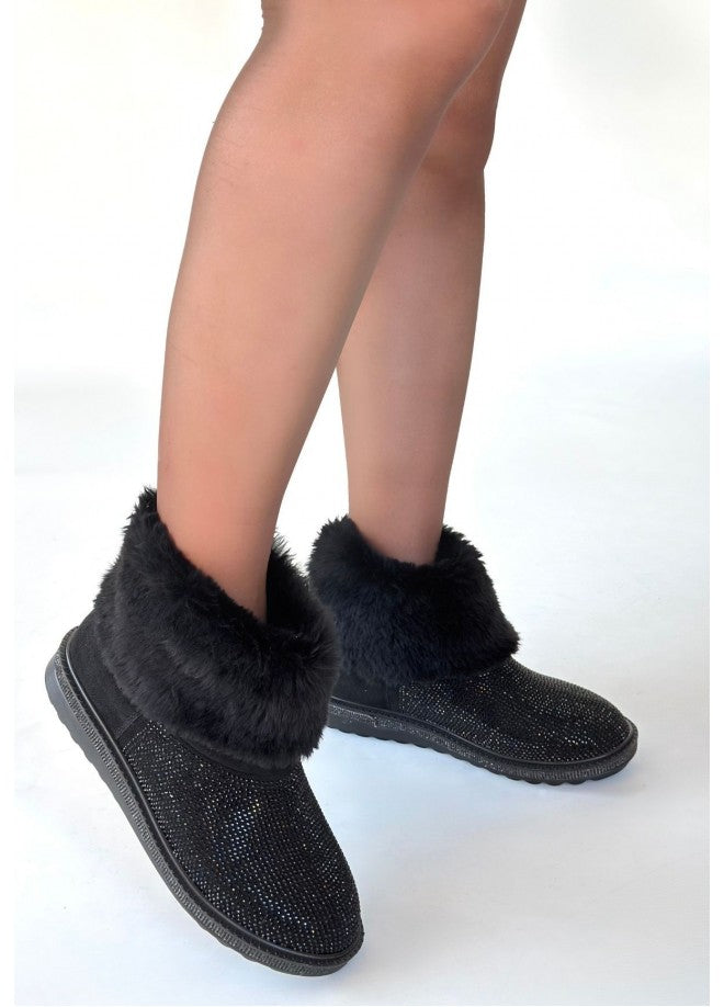 Linka Siyah Bot | Kürk ve Boncukla Gelen Kış Şıklığı